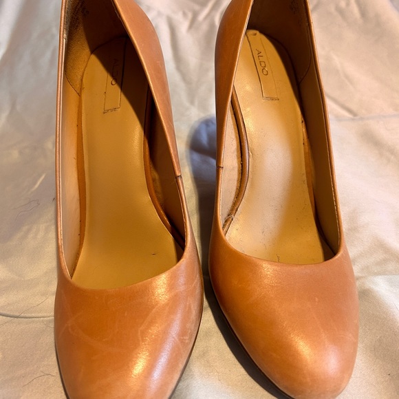 High heels - Picture 4 of 4